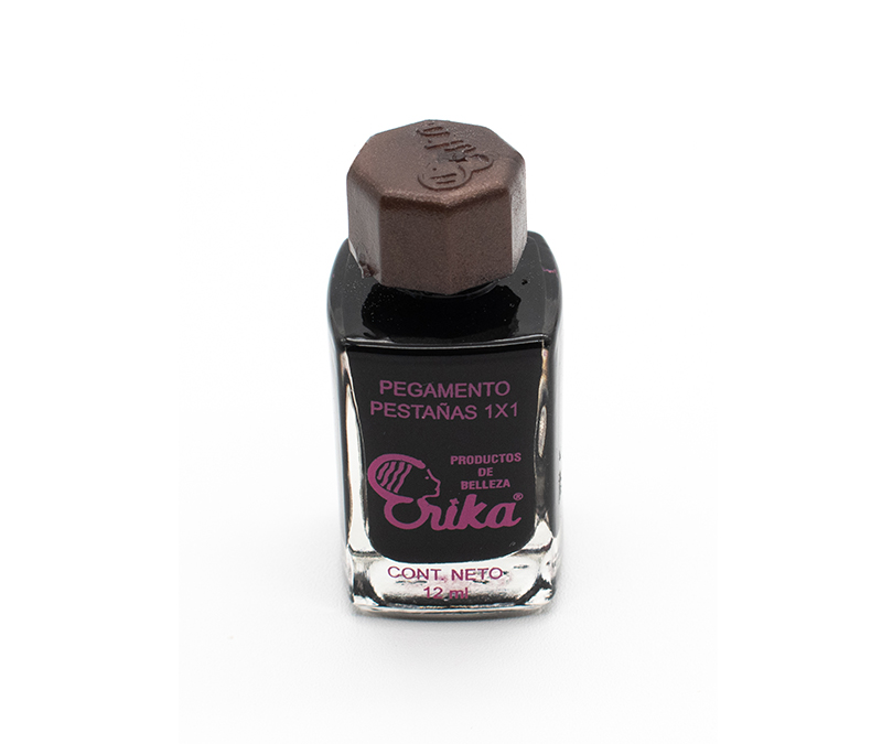 Frasco de pegamento negro chico 12 ml. para pestañas